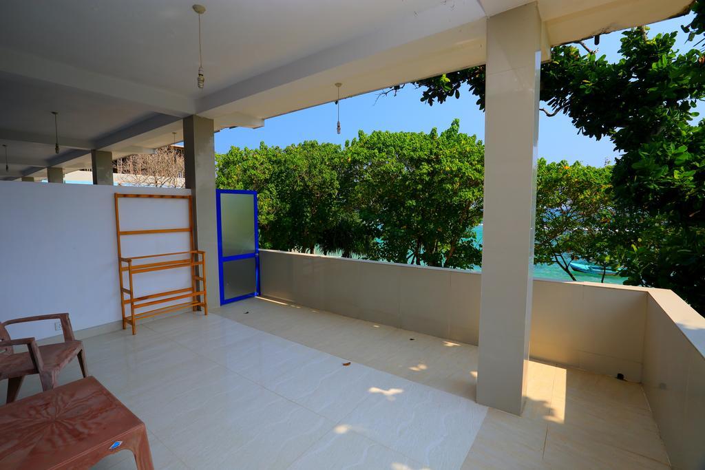 Paradise Beach Resort & Diving School Мириса Екстериор снимка