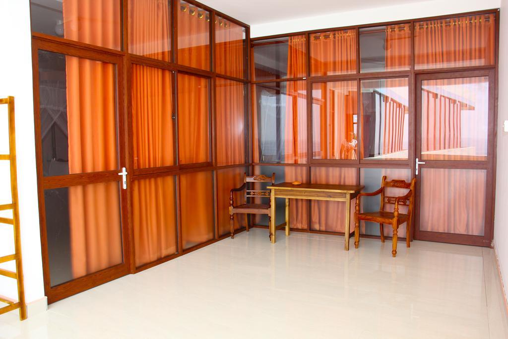 Paradise Beach Resort & Diving School Мириса Екстериор снимка